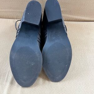 Women’s ankle boot size 11M. Brand CATO. Brand new, never worn.